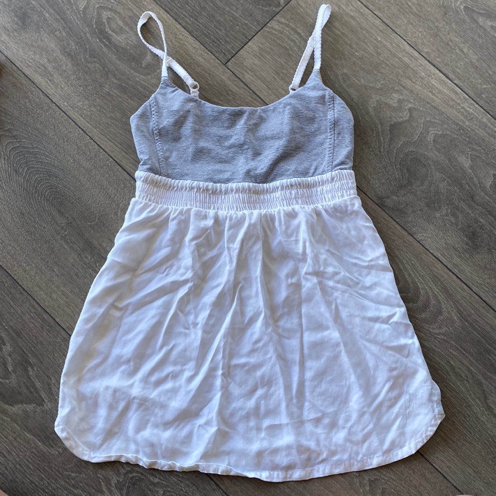 Lululemon tank top size 2